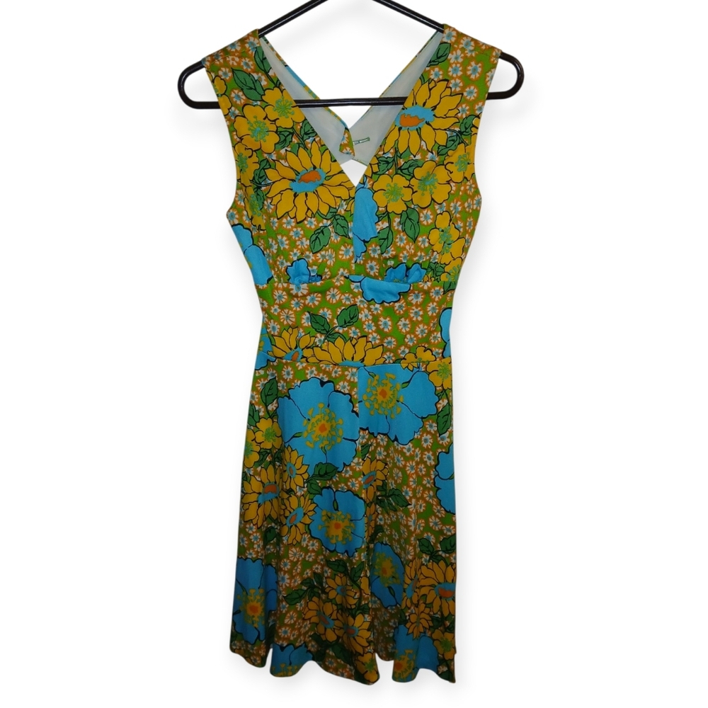 Vintage Floral Sleeveless